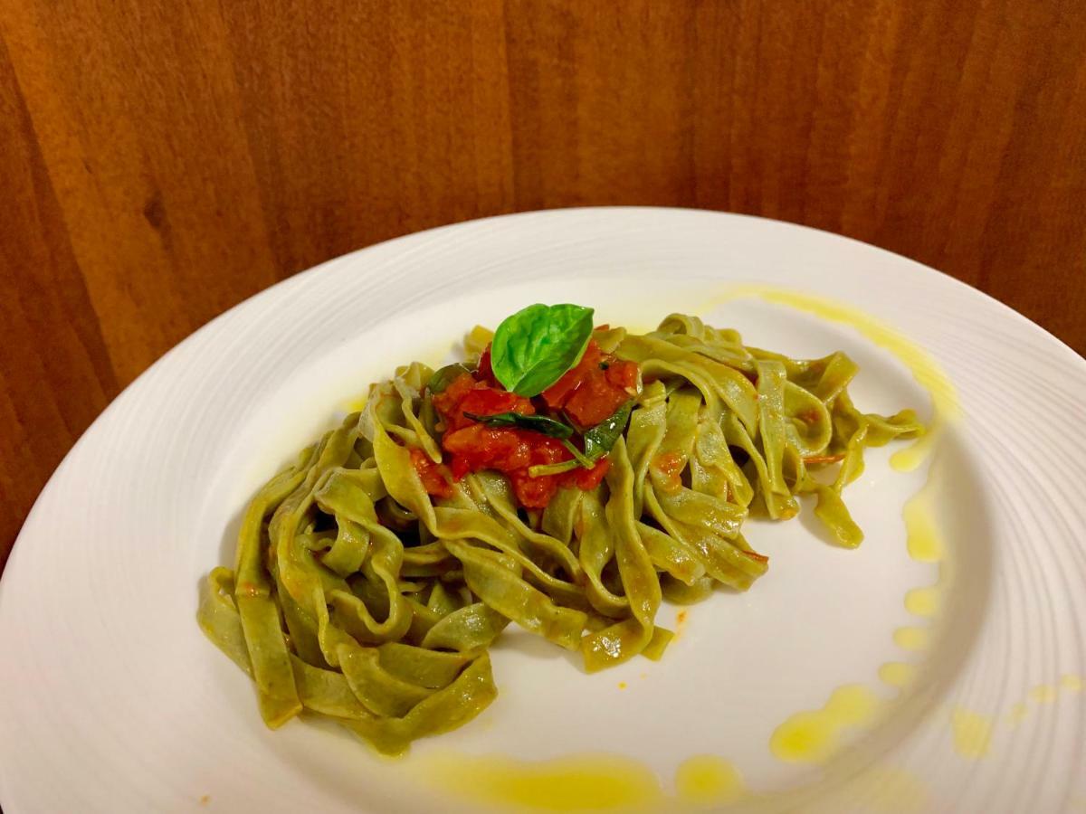 Agriturismo Torre Ercolana 아나니 외부 사진